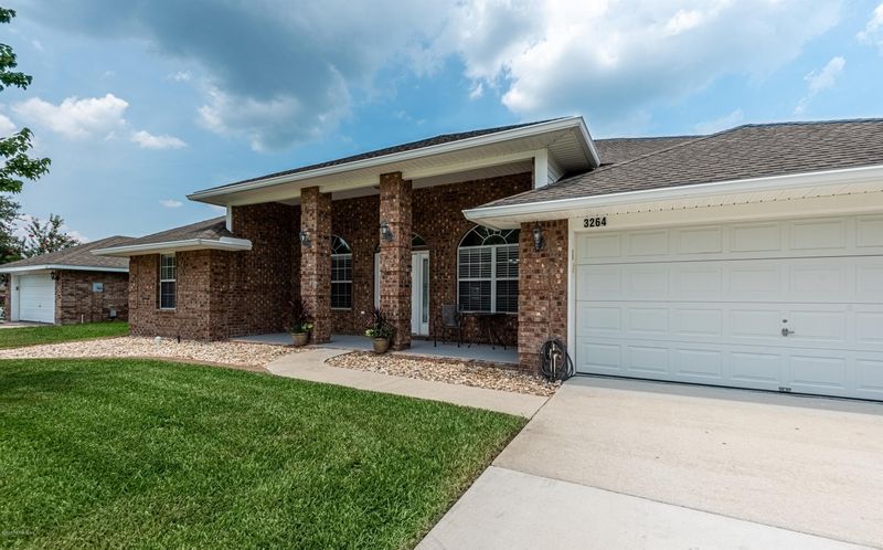 3264 Silverado Cir, Green Cove Springs, FL 32043