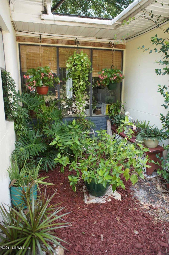 327 Brunswick Rd, Jacksonville, FL 32216