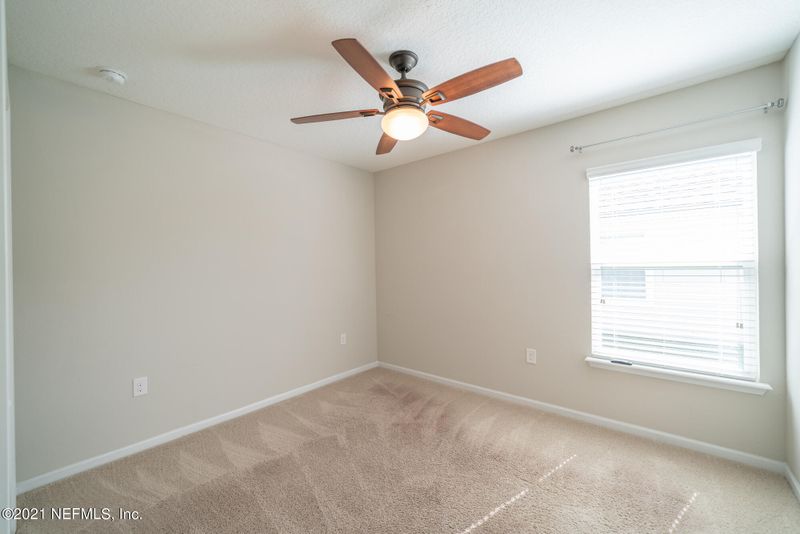 327 Midway Park Dr, St Augustine, FL 32084