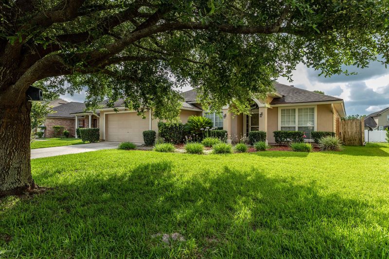 3275 Horseshoe Trail Dr, Orange Park, FL 32065