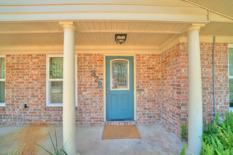328 James St, Orange Park, FL 32073
