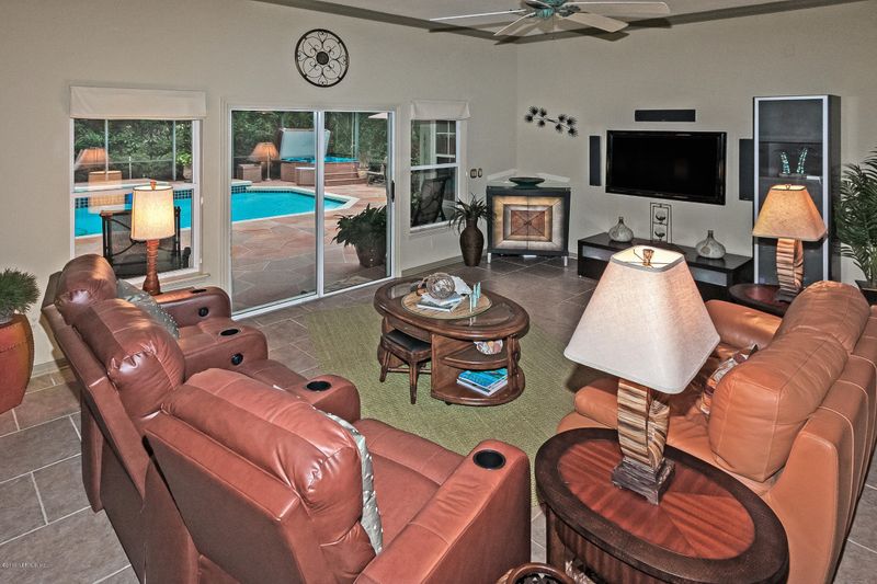 329 Lauden Ct, Ponte Vedra Beach, FL 32082