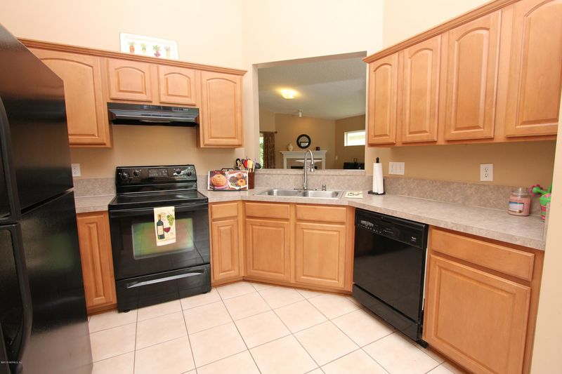 329 W Tropical Tc, St Johns, FL 32259