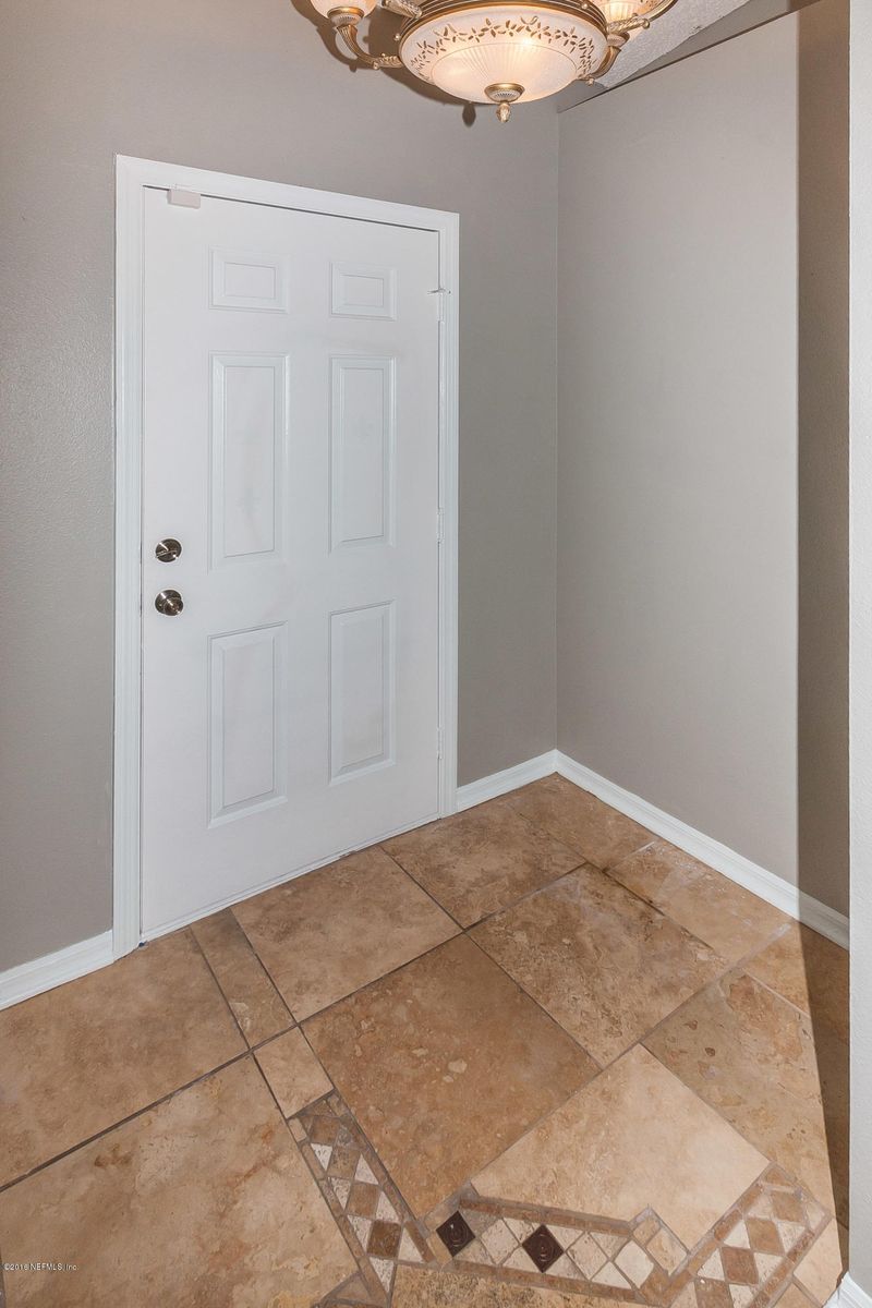 3290 Carlotta Rd, Middleburg, FL 32068