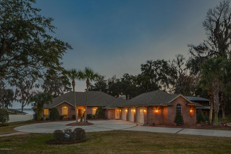 3291 Doctors Lake Dr, Orange Park, FL 32073