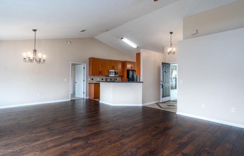 3292 Avalon Dr, Green Cove Springs, FL 32043