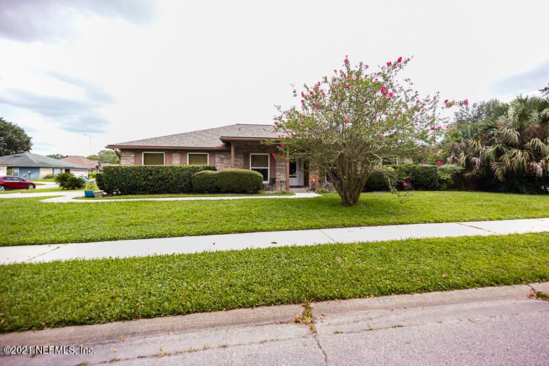3297 Ridgeglen Dr, Jacksonville, FL 32216