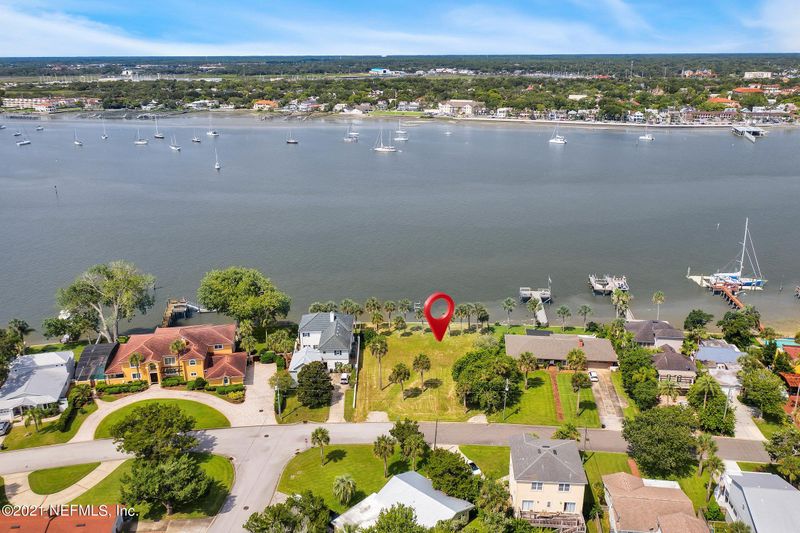 33 Dolphin Dr, St Augustine, FL 32080