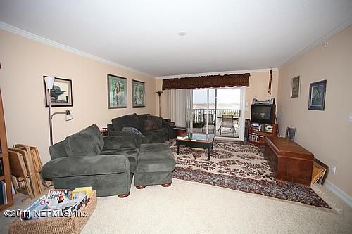 33 S Comares Ave #302, St Augustine, FL 32080