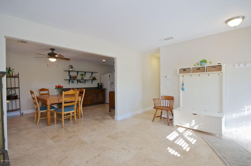 330 Royal Palms Dr, Atlantic Beach, FL 32233
