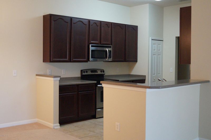 3303 Tapered Bill Dr #10, Jacksonville, FL 32224
