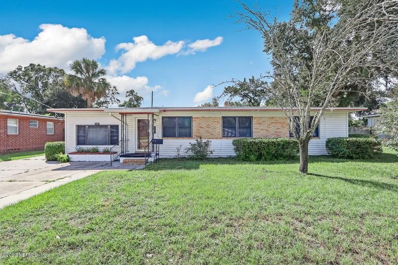 3304 Rogero Rd, Jacksonville, FL 32277