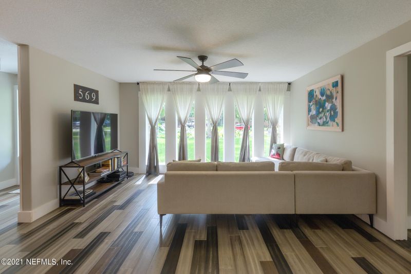 331 Frog Hollow Rd, Orange Park, FL 32073
