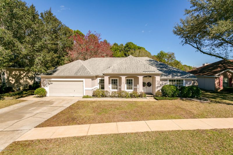 331 Willow Green Dr, Orange Park, FL 32073