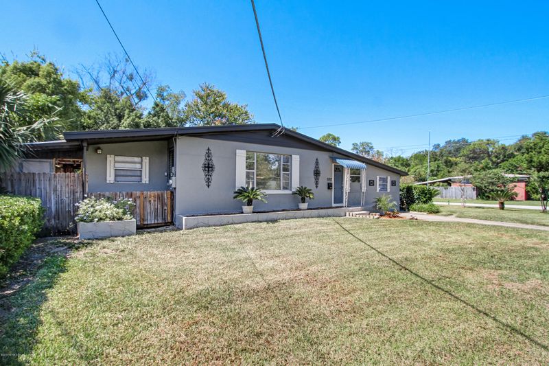 3312 Cesery Blvd, Jacksonville, FL 32277