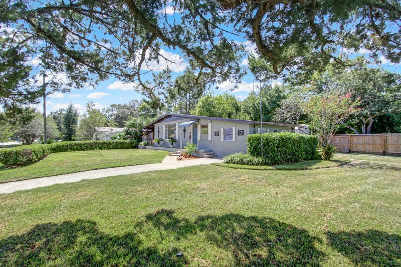 3312 Cesery Blvd, Jacksonville, FL 32277