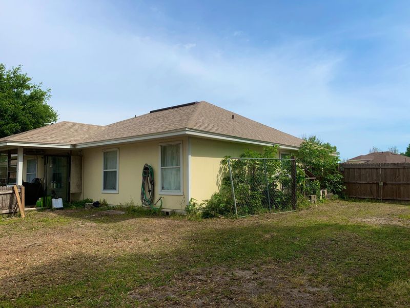 3318 Side Out Ct, Jacksonville, FL 32277