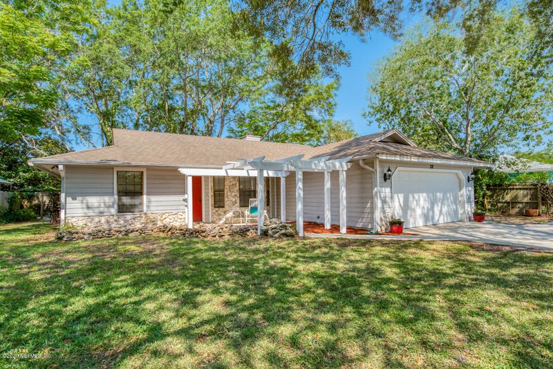 332 Shamrock Rd, St Augustine, FL 32086