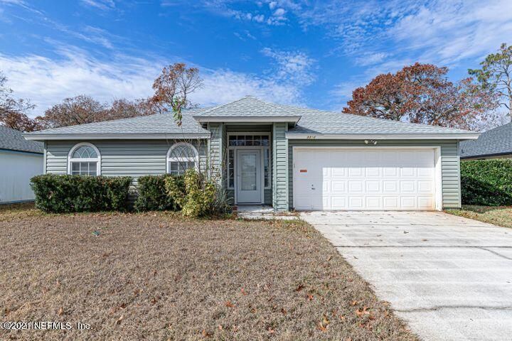3324 Cancun Dr E, Jacksonville, FL 32225