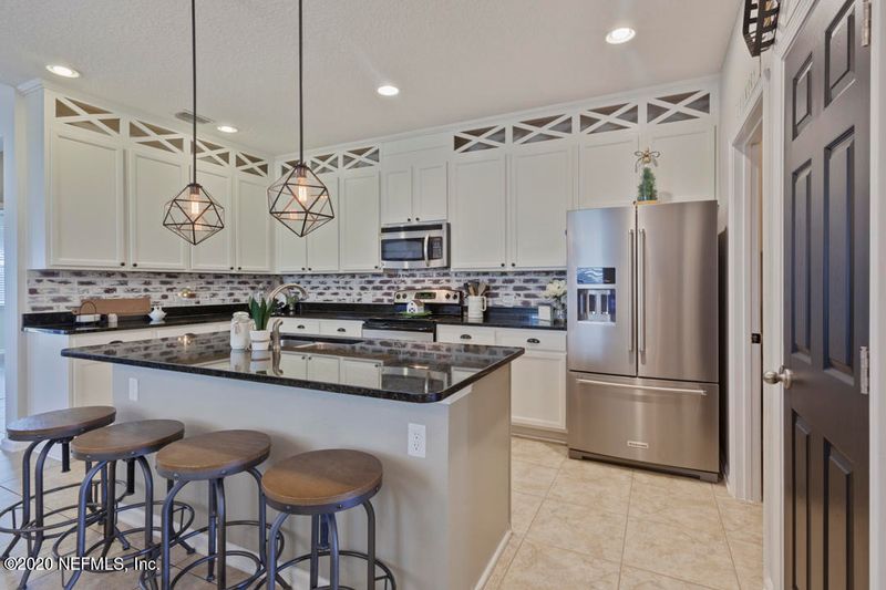 3327 Spring Valley Ct, Green Cove Springs, FL 32043
