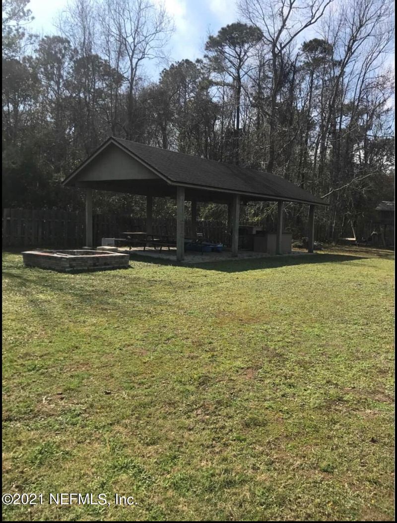 3332 Starratt Rd, Jacksonville, FL 32226