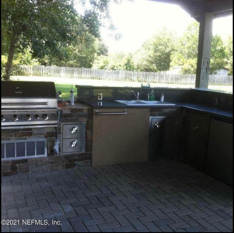 3332 Starratt Rd, Jacksonville, FL 32226