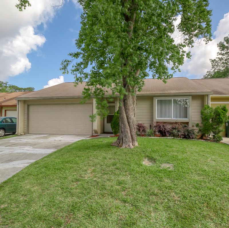3347 Donzi Way W, Jacksonville, FL 32223