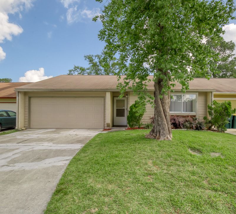 3347 Donzi Way W, Jacksonville, FL 32223