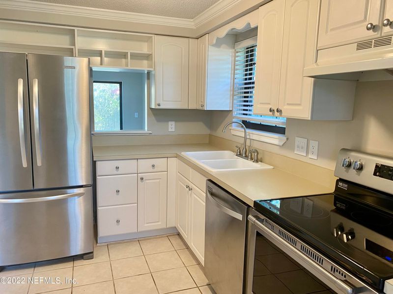 3347 Laurel Grv N, Jacksonville, FL 32223
