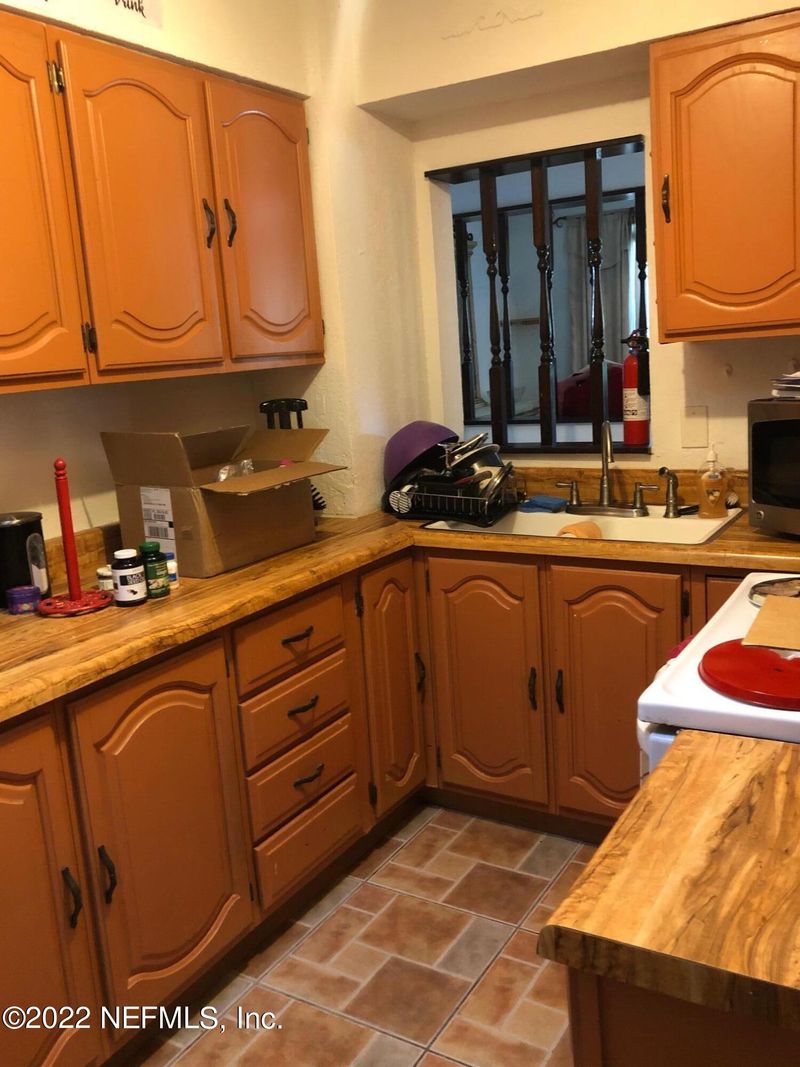 3348 Claremont Rd, Jacksonville, FL 32207