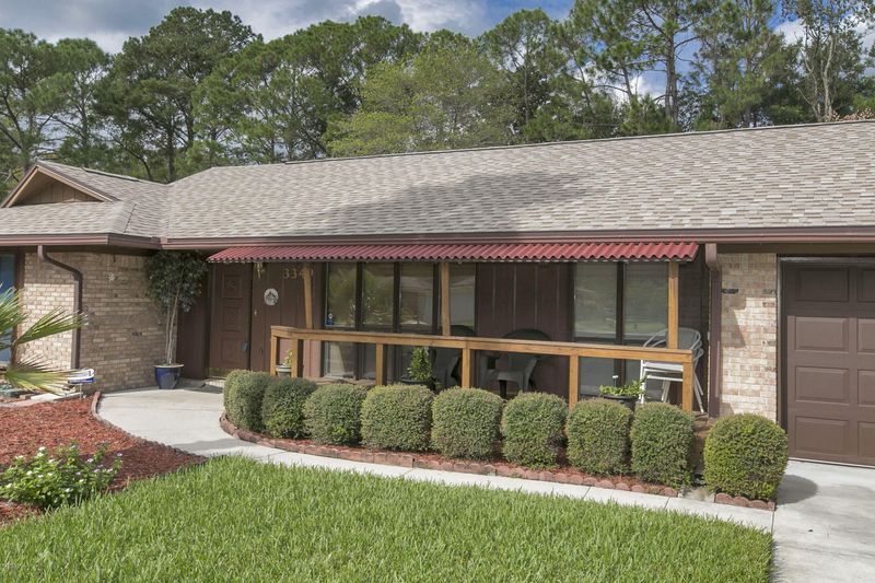 3349 Chrysler Dr, Jacksonville, FL 32257