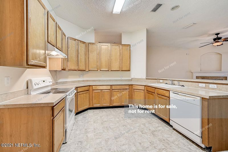 3349 Horseshoe Trail Dr, Orange Park, FL 32065