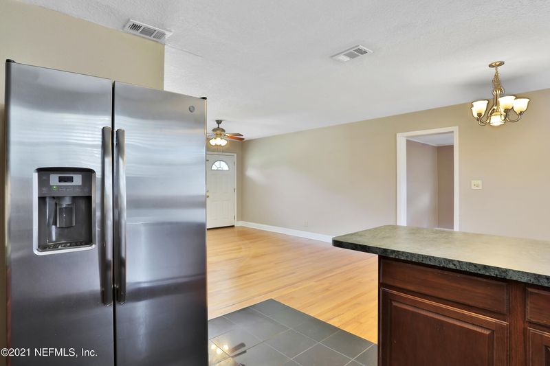 336 Denise Dr, Jacksonville, FL 32218