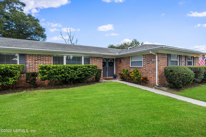 3367 Pickwick Dr S, Jacksonville, FL 32257