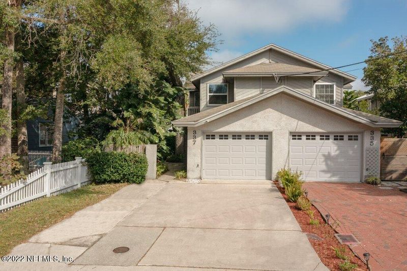 337 4th St, Atlantic Beach, FL 32233