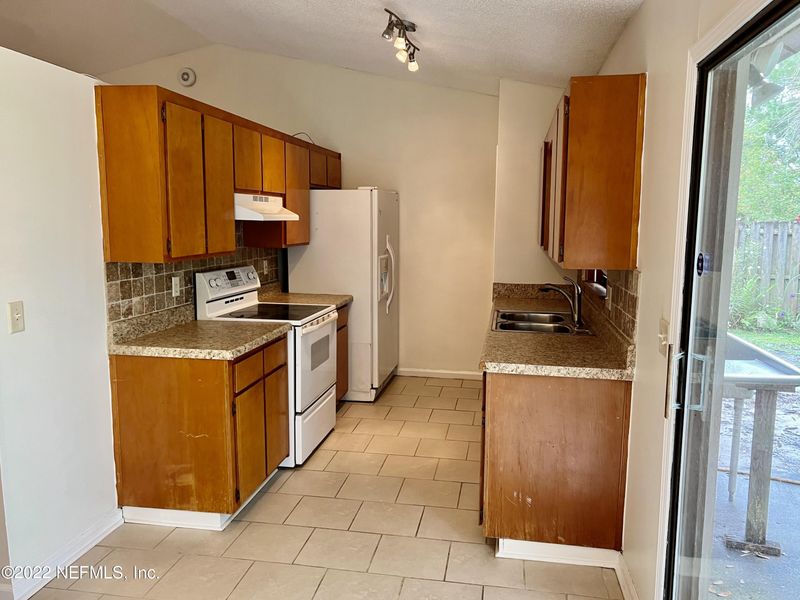 3372 Donzi Way W, Jacksonville, FL 32223