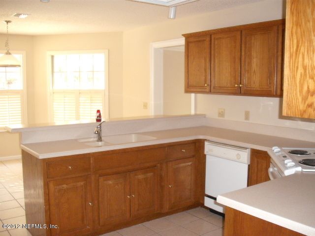 3372 Marbon Meadows Ln, Jacksonville, FL 32223