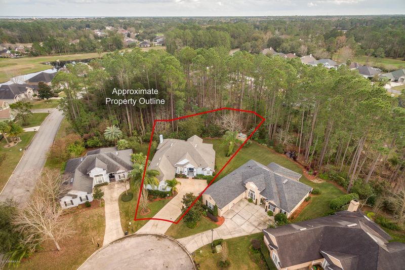 3373 Hawktree Ct, Green Cove Springs, FL 32043