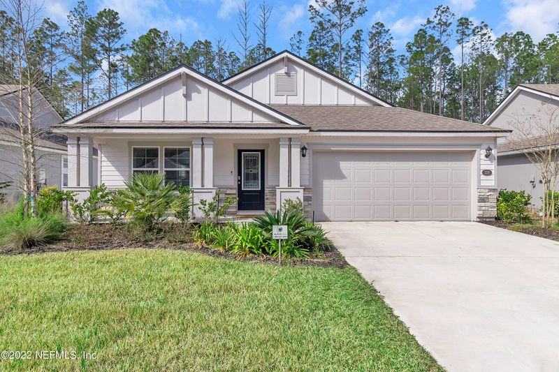 338 Glasgow Dr, St Johns, FL 32259