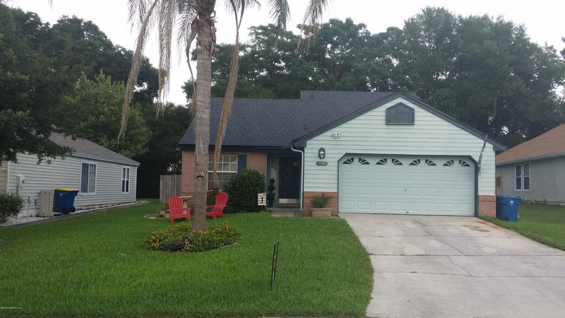 3389 Millcrest Pl, Jacksonville, FL 32277