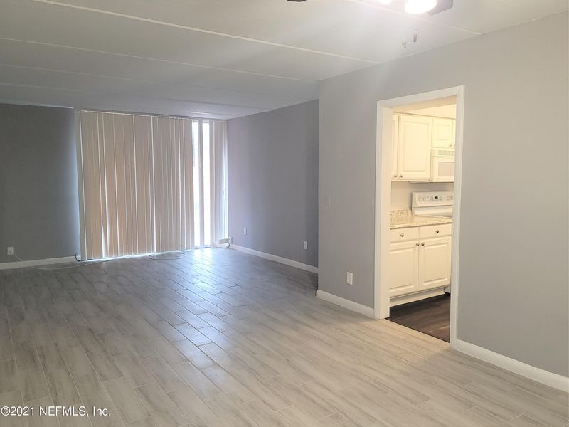 3401 Townsend Blvd #201, Jacksonville, FL 32277