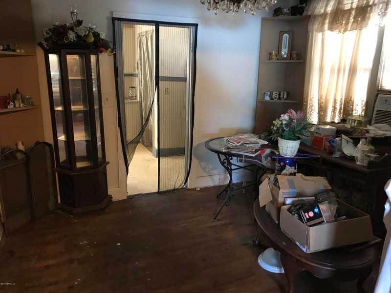 3404 St Nicholas Ave, Jacksonville, FL 32207