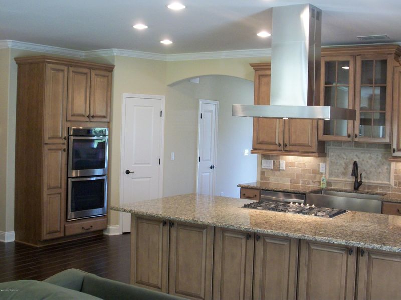 3409 Oglebay Dr, Green Cove Springs, FL 32043