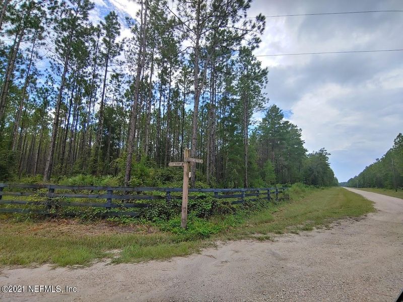 34098 Loblolly Ln, Callahan, FL 32011