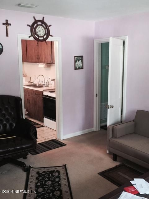 3410 Rodney Ln, Jacksonville, FL 32207