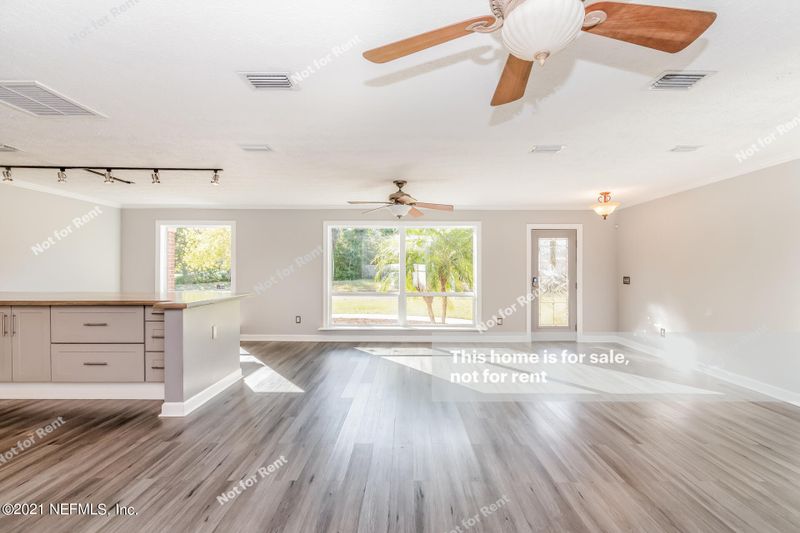 3418 Red Oak Cir E, Orange Park, FL 32073