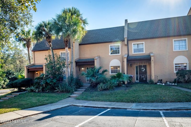 343 Greencastle Dr, Jacksonville, FL 32225