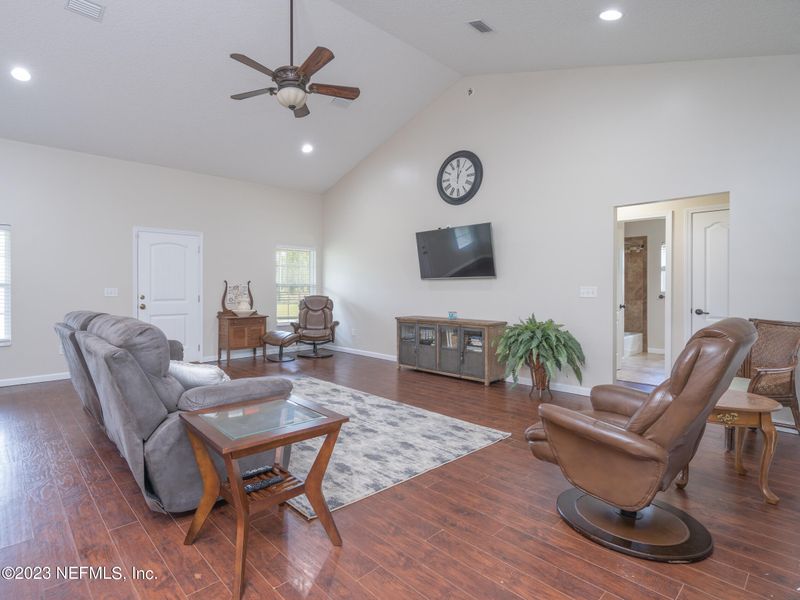 34350 Breadcrumb Trl, Callahan, FL 32011