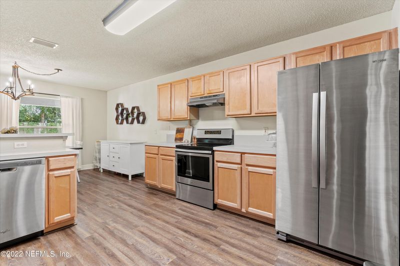 3439 Advantage Ln, Jacksonville, FL 32277