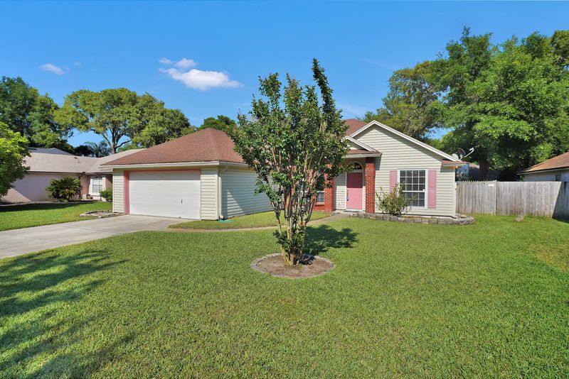 3439 Provincial Cir E, Jacksonville, FL 32277
